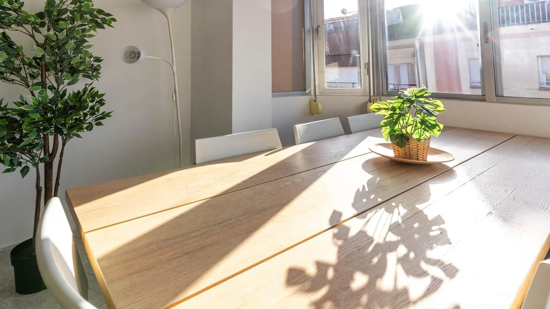 Bonito Apartamento Camp Nou Barselona 0*,  İspanya