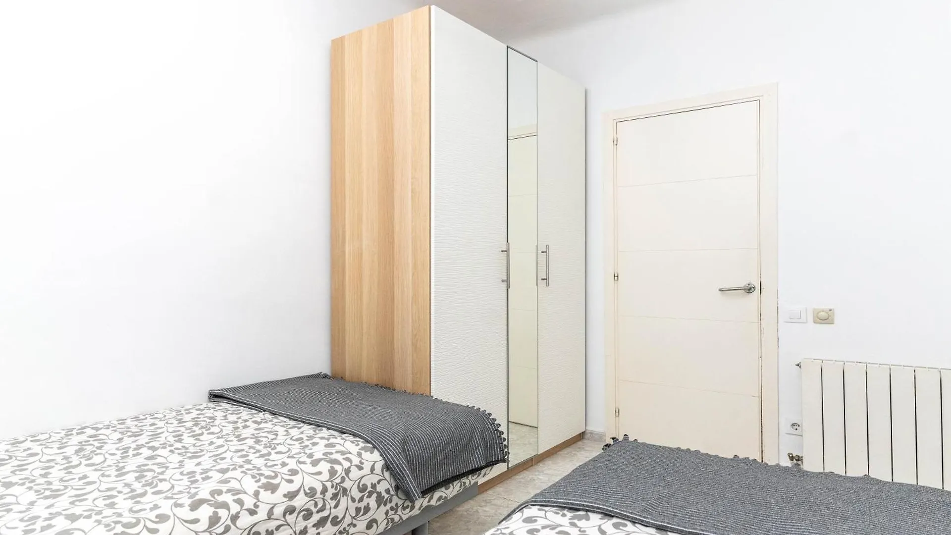 Daire Bonito Apartamento Camp Nou Barselona